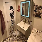 Art At Live Resort: Poolside Terrace Retreat Apartment Sozopol