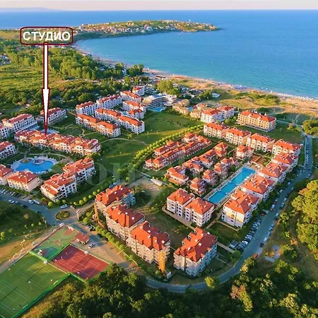 Apartament Private Art Studio - Ground Floоr With Terrace And Green Patio Just Infront Ot The Pool - Just Infront Of Kavatsi Beach *