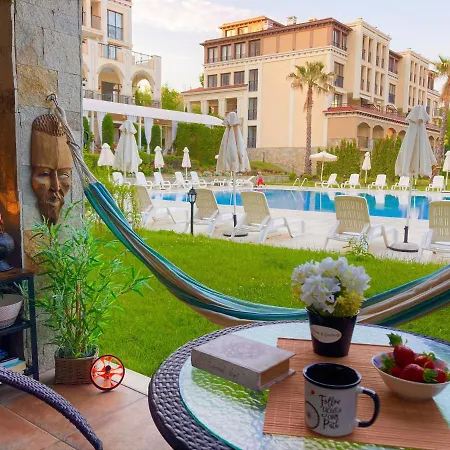 Private Art Studio - Ground Floоr With Terrace And Green Patio Just Infront Ot The Pool - Just Infront Of Kavatsi Beach