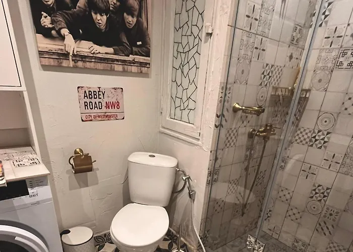 Art At Live Resort: Poolside Terrace Retreat Sozopol